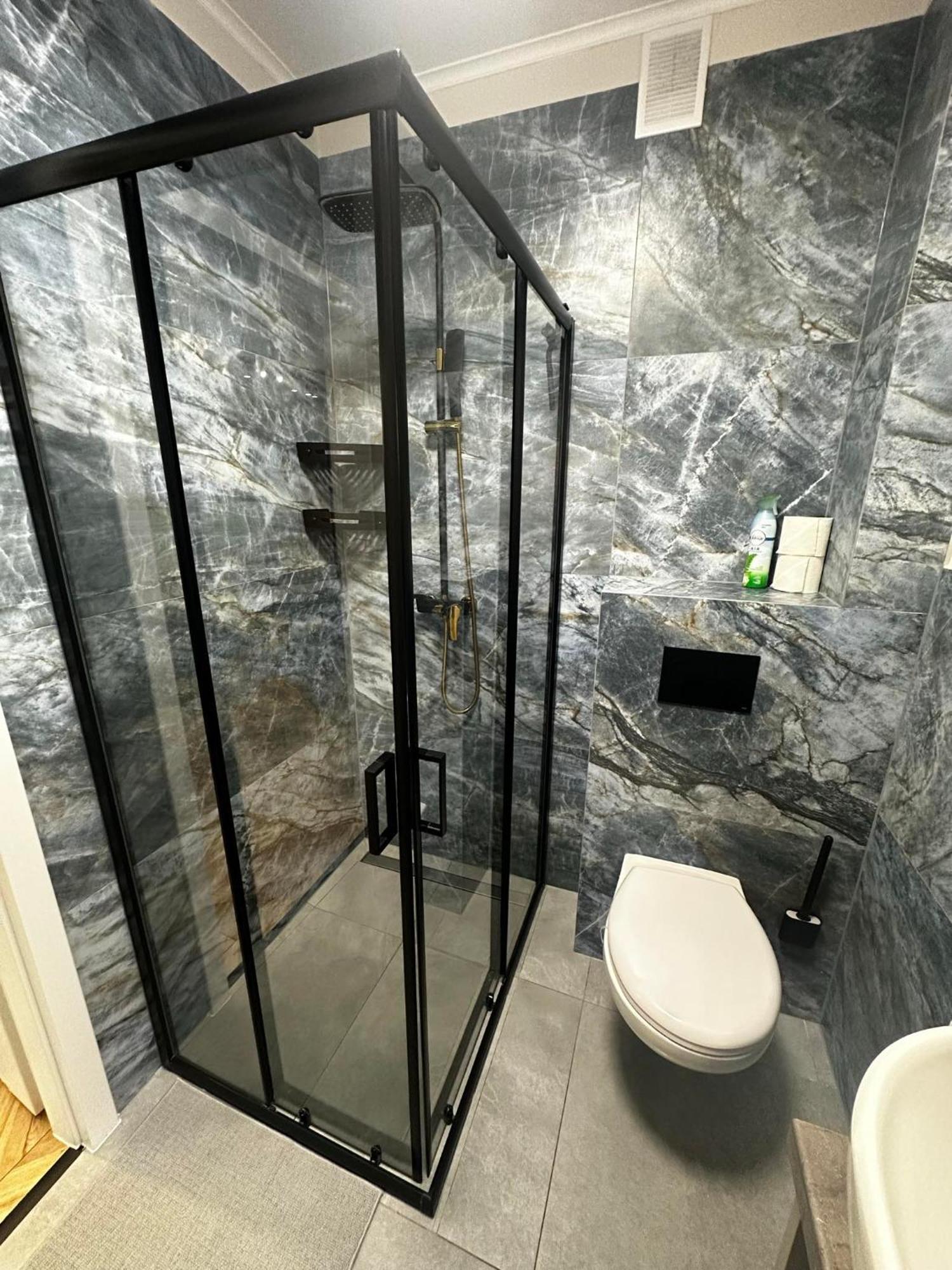 Apartament Przy Deptaku Świnoujście Buitenkant foto